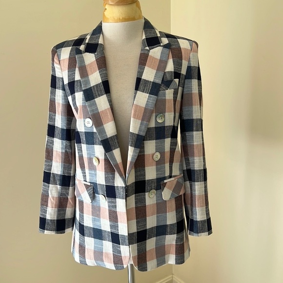 Veronica Beard SZ 6, UpCollar schoolboy ginghamDickey blazer.